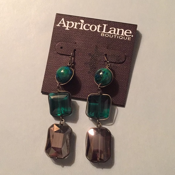 Apricot Lane Jewelry - Green Earrings